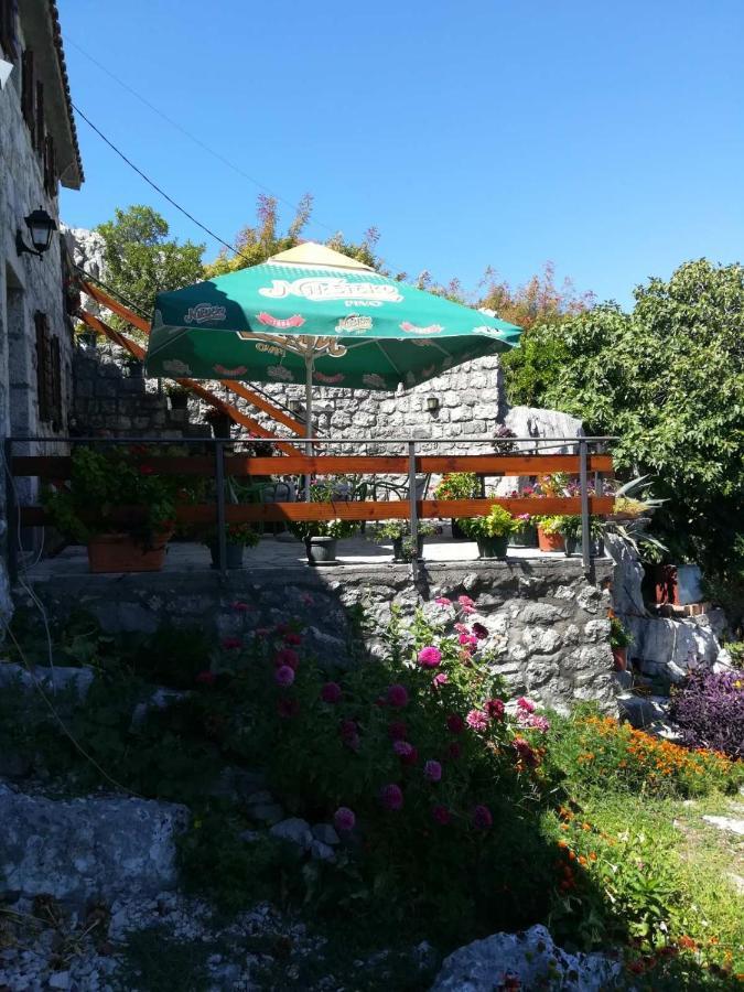 Holiday Home Radus Вирпазар Экстерьер фото